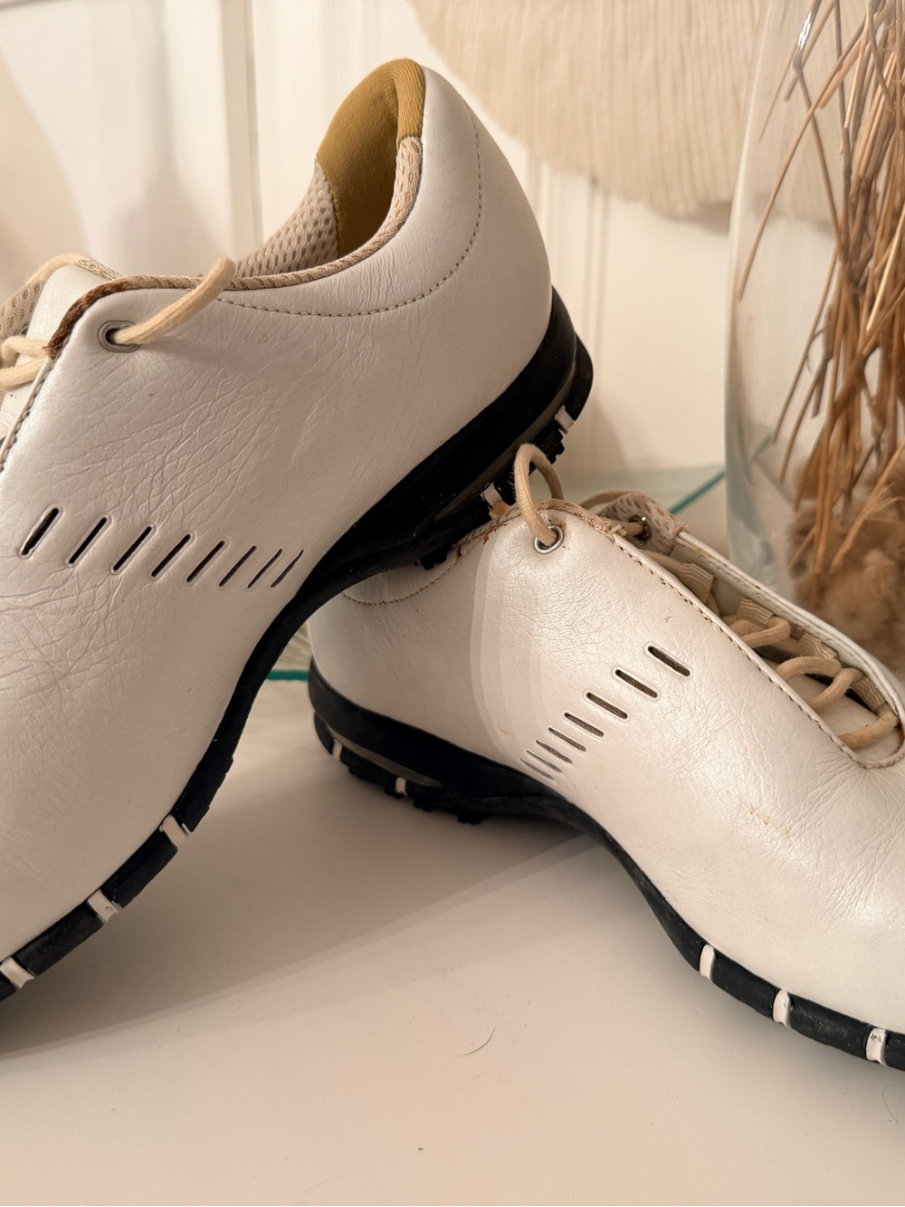 Nike White Athletic Golf-Style Lace-Up Shoes with Black Soles